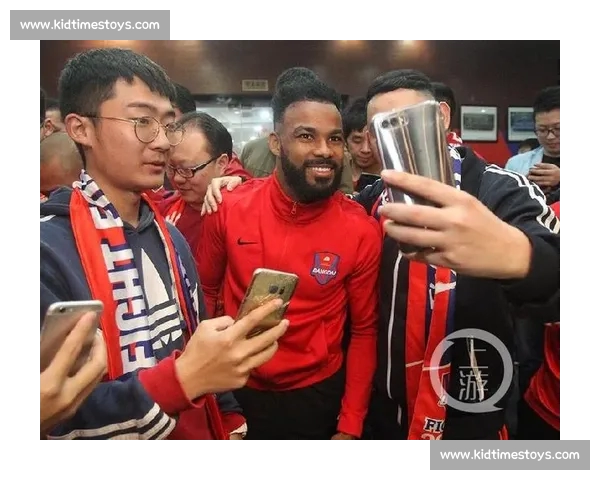 全球体育赛事热潮来袭 各大赛事精彩纷呈 汇聚各地球迷激情四溢